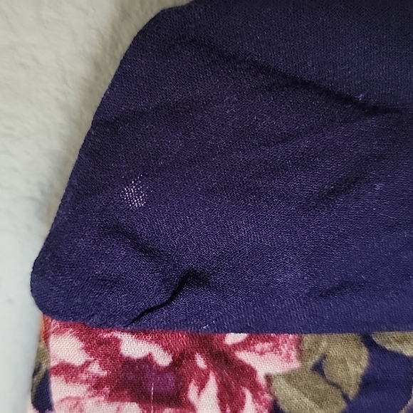 Francesca's Romantic Girly Blue Rain NWT floral surplice top medium - Picture 8 of 9